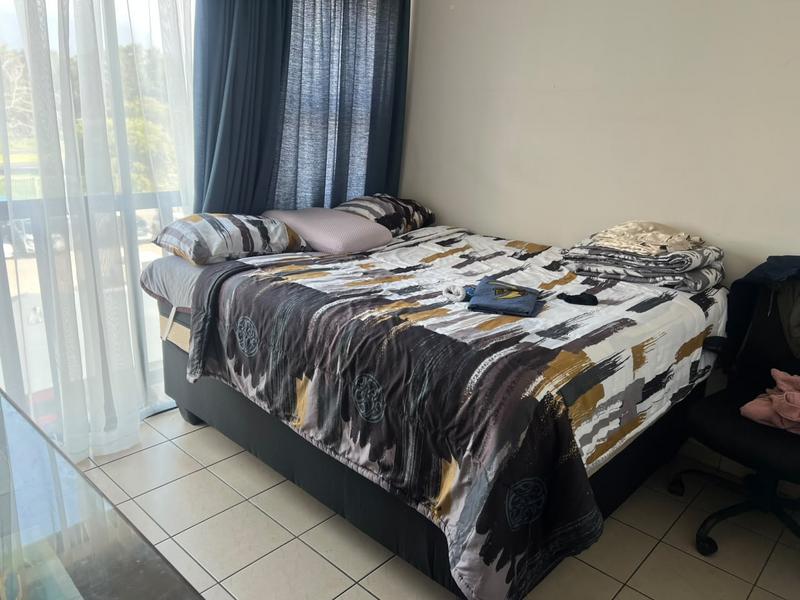To Let 2 Bedroom Property for Rent in Lansdowne Western Cape